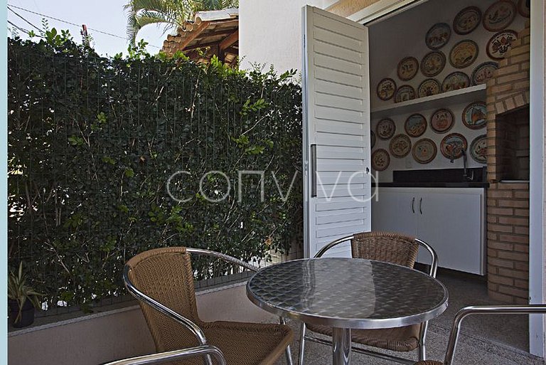 FRD02 Charming house in Porto Frade condominium