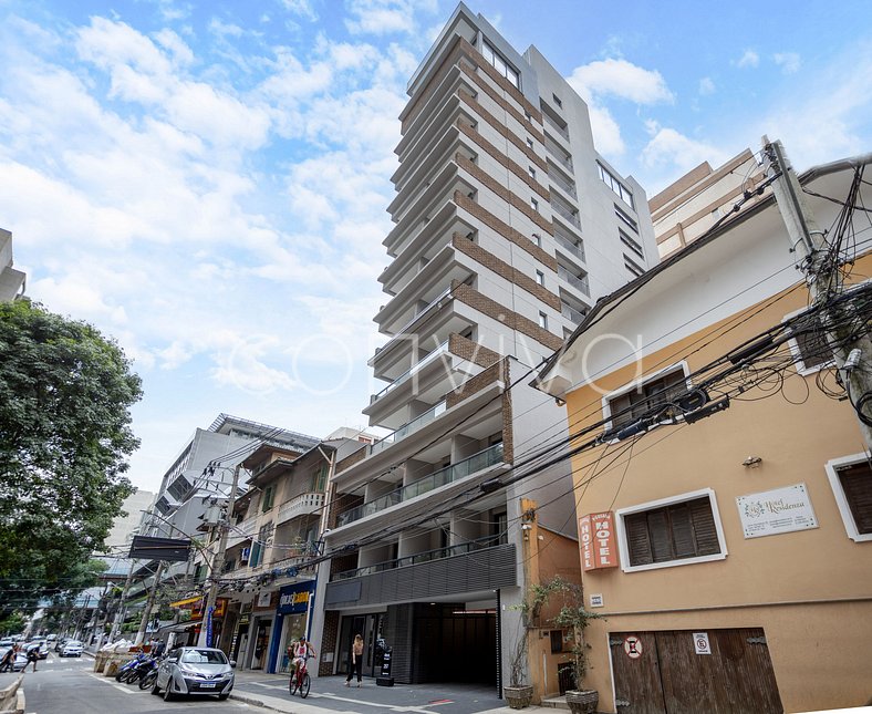 SUP074 Studio with balcony near Av. Paulista