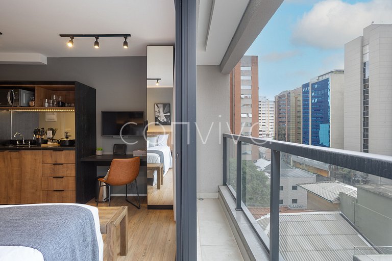 SUP074 Studio with balcony near Av. Paulista